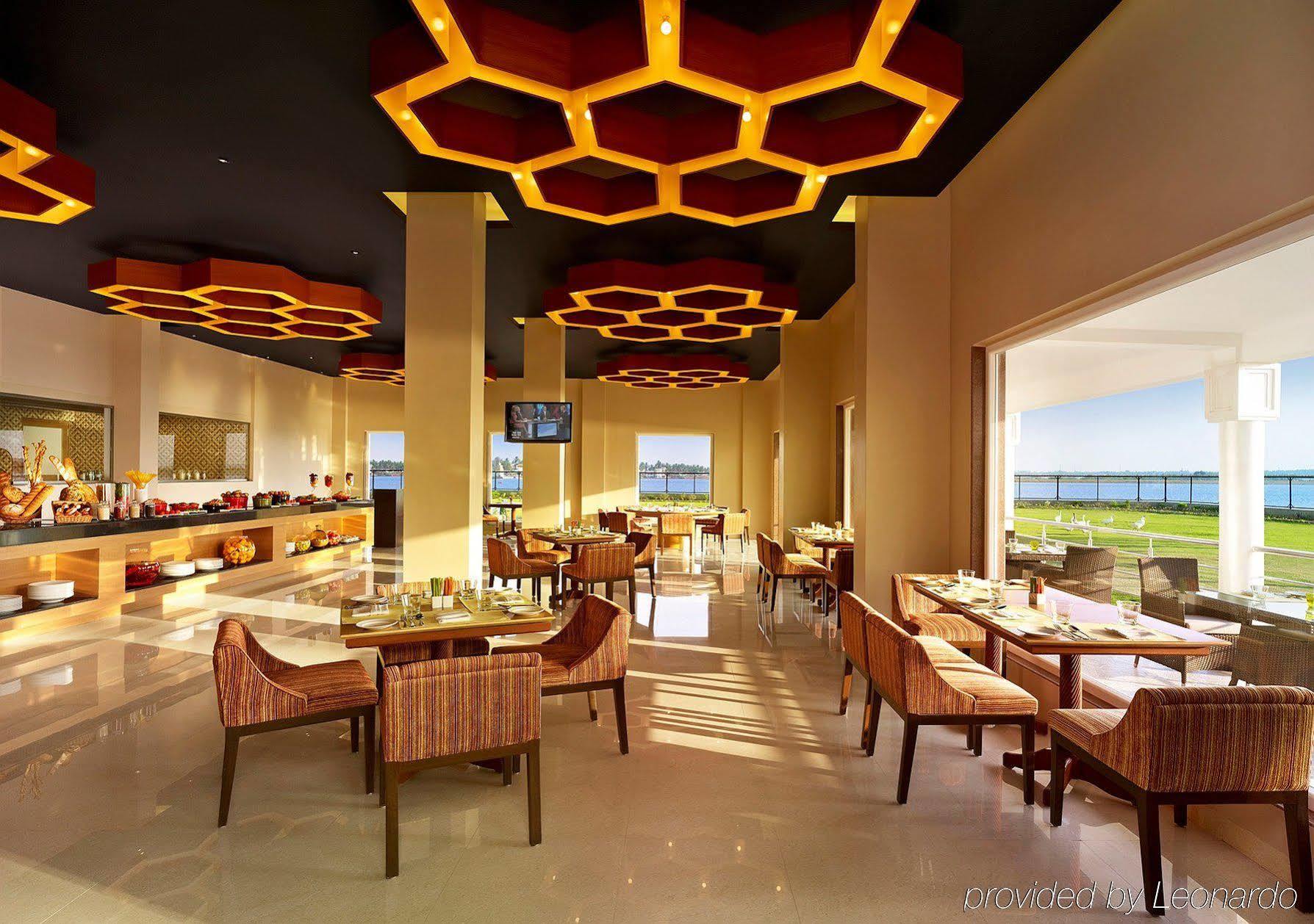 Hotel Naveen Lakeside Hubballi Exteriör bild